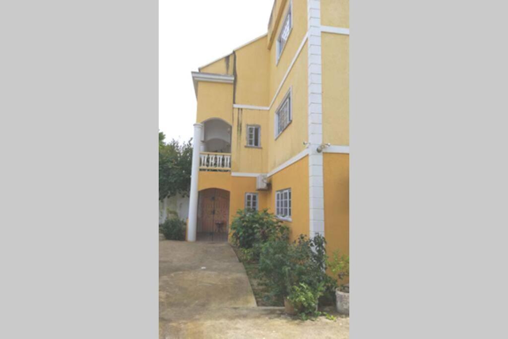Ocho Rios Hideaway Apartment Exterior photo