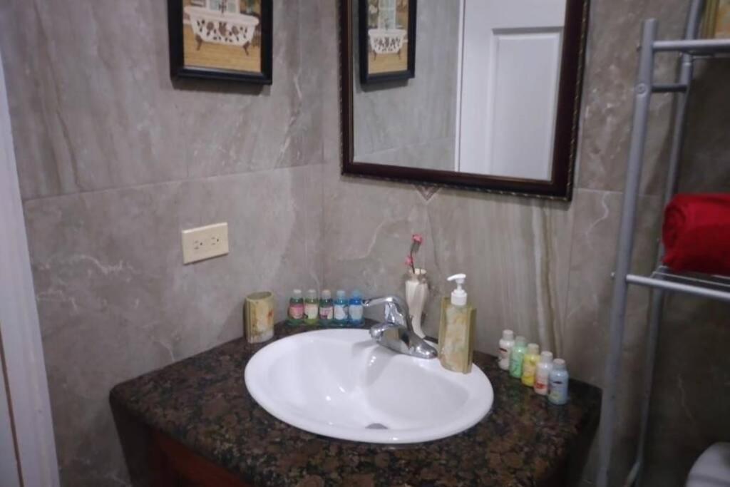 Ocho Rios Hideaway Apartment Exterior photo